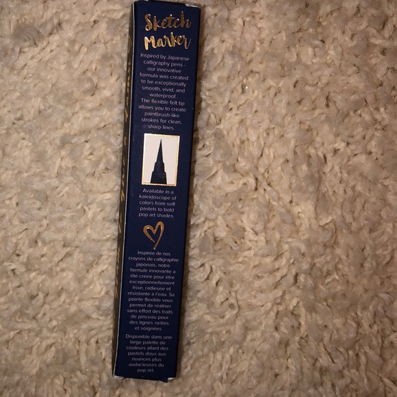 Too Faced blue liquid eyeliner - Picture 2 of 2